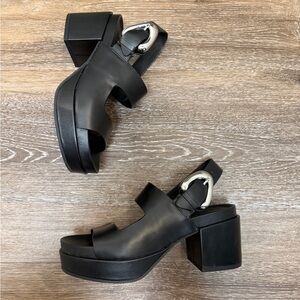 AEROSOLES Camera Black Platform Sandals